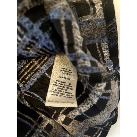 Soft Surroundings Black Iridescent Beaded Button Front Tunic Top Womens Medium - Picture 7 of 7